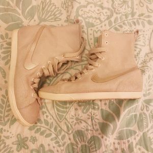 Nike Shoes - Nike racquette mid in birch Nike Shoes - Nike racquette mid in birch